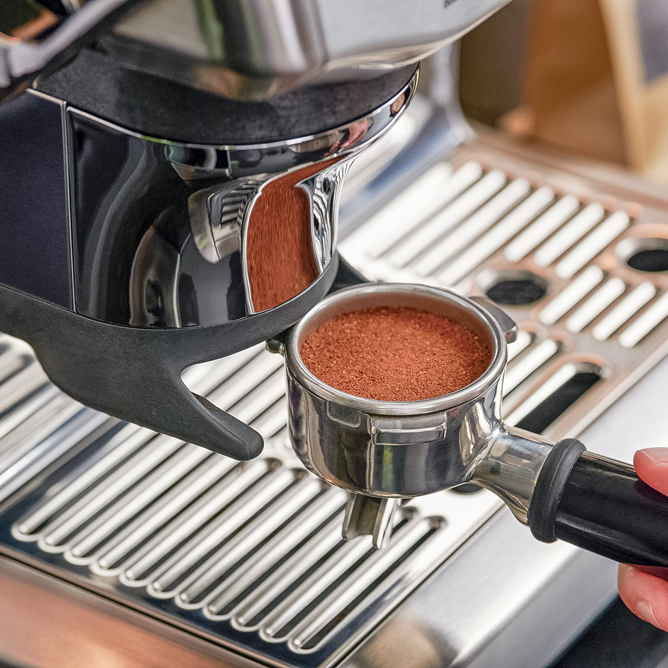 Barista Express Impress Espresso Machine | Sage's Assisted Manual Espresso Maker